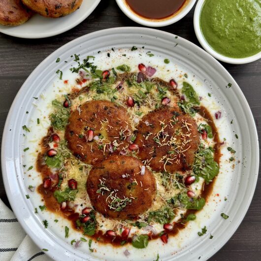 Aloo Tikki Chaat